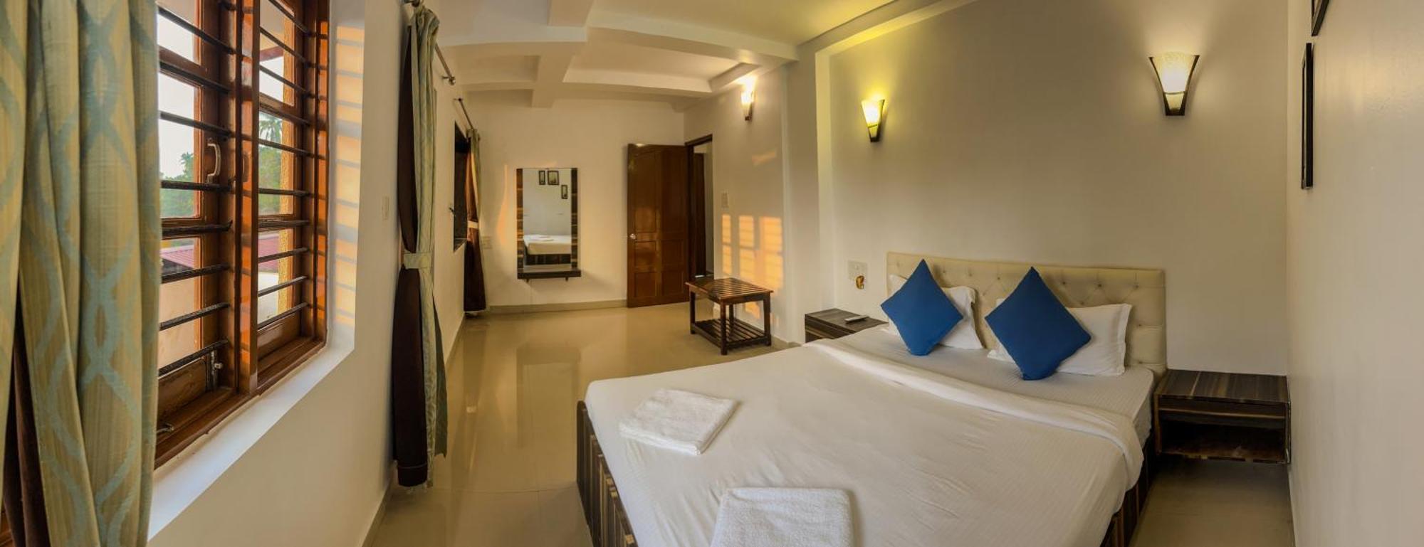 La Costa Residency Hotel Anjuna Bagian luar foto