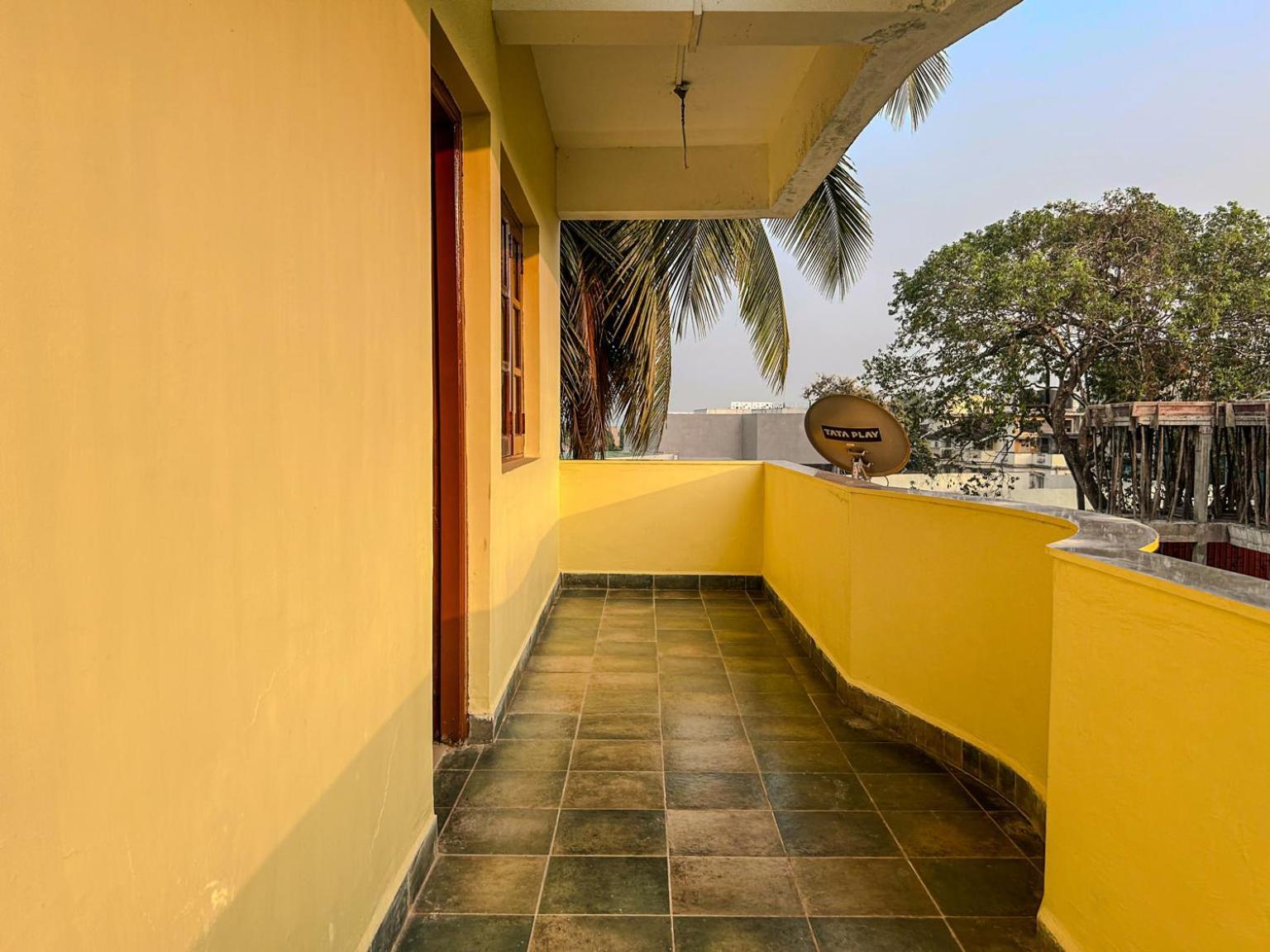 La Costa Residency Hotel Anjuna Bagian luar foto