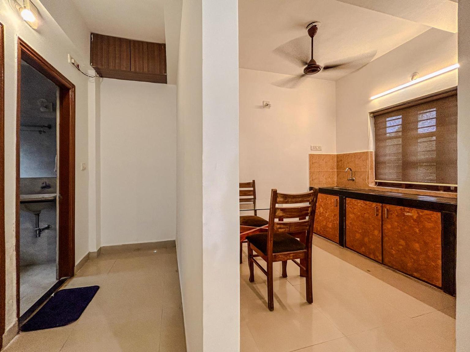 La Costa Residency Hotel Anjuna Bagian luar foto